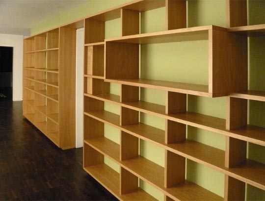 b&uuml;chergestell, eiche, regal, eiche furniert, gestell, superform wetzikon, k&uuml;chenbau, handwerk aus der region, superform, daniel hotz, michael sax